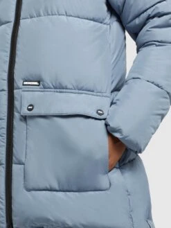 Khujo Talvitakki 'Pheobe' -Khujo 0a61dca3254ad0d9510997fd2f739bcd