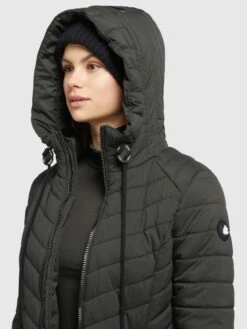 Khujo Pitkä Talvitakki 'NITA' -Khujo 993fee77998efc3d8495517a4ca6468e