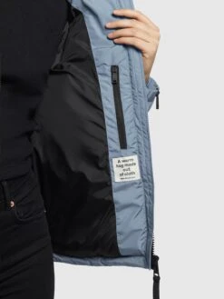 Khujo Talvitakki ' Esila' -Khujo a1018339065f9c3f14c979de48181437