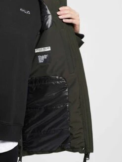 Khujo Talvitakki 'Eunice' 17 Khujo Talvitakki 'Eunice' -Khujo d03cd7e34daf5cb5f01396fb738fd31e