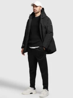 Khujo Talvitakki -Khujo d52242d3c24fb08ded98818b57c939de