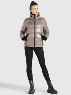 Khujo Talvitakki 'Blondie Shiny' -Khujo e11769b15a4126cd225723ed731825d7