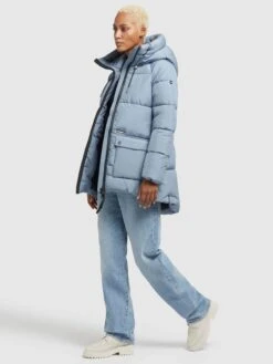 Khujo Talvitakki 'Pheobe' -Khujo fe12cc51355bcdb3ee6e97ff814722c2